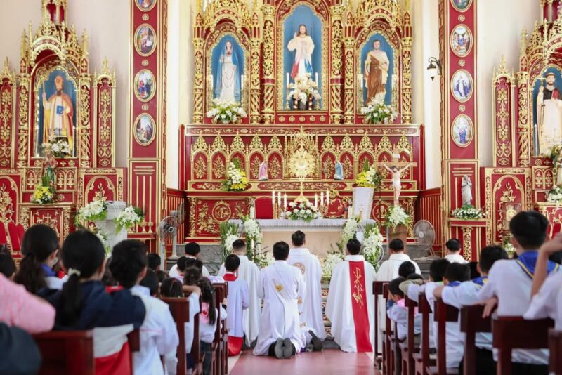 fb-104570015177619_868792758989805