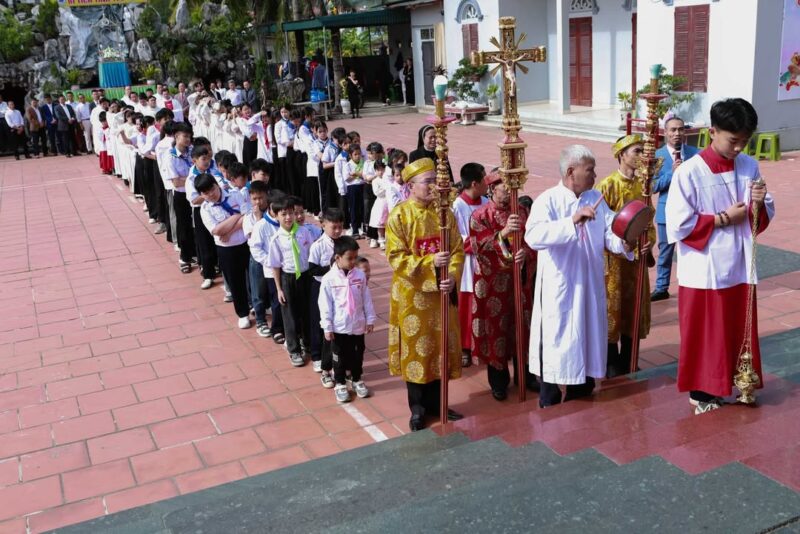 fb-104570015177619_868792758989805