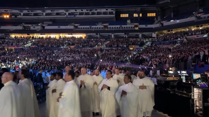 fb-272481673538_1308982357924816