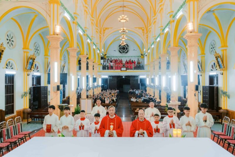 fb-732768673513037_1160975432826006