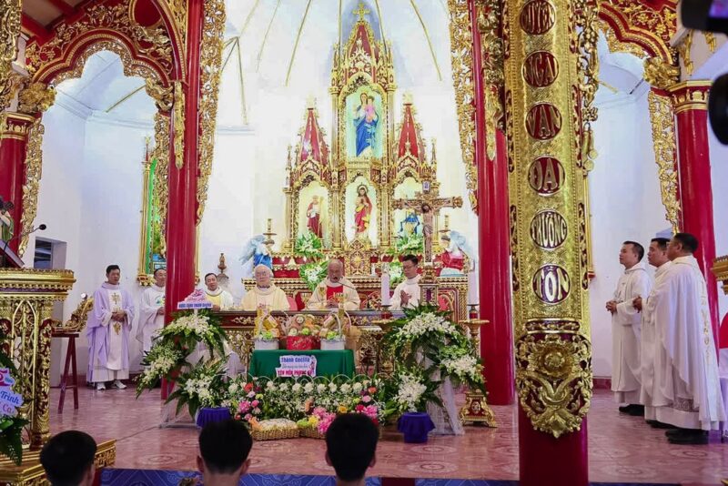 fb-104570015177619_869307565604991