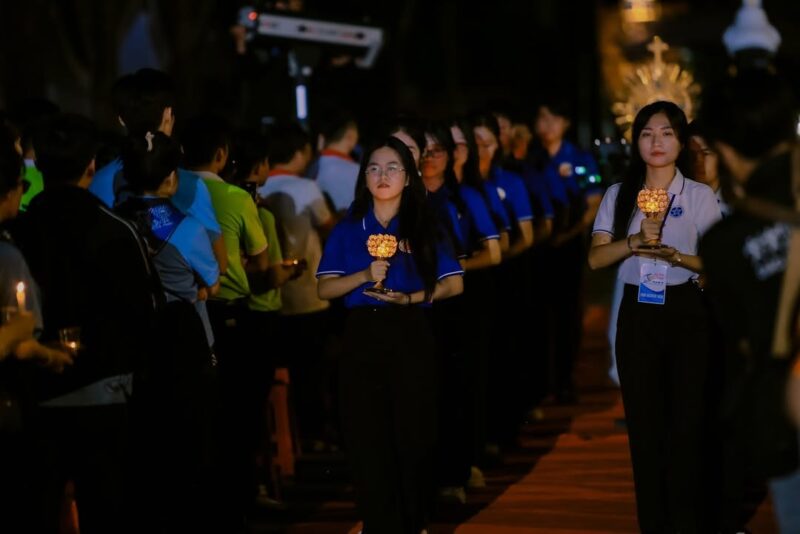 fb-585442494803518_1261788069319073