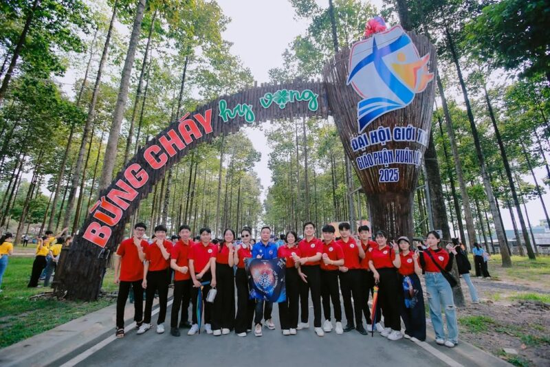 fb-585442494803518_1261777765986770