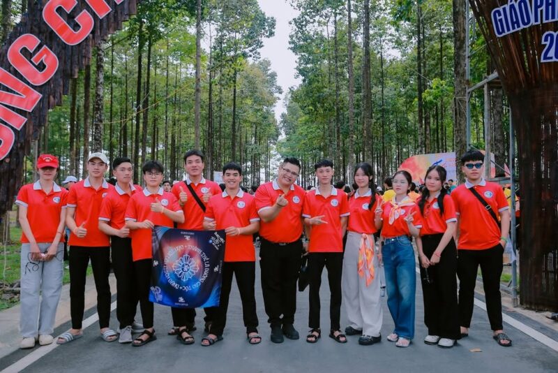 fb-585442494803518_1261777765986770