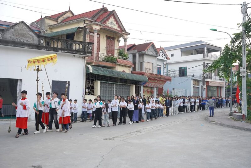 fb-1578851229095483_1254348280069744