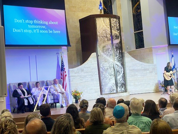 fb-325330457584074_1275878827916278