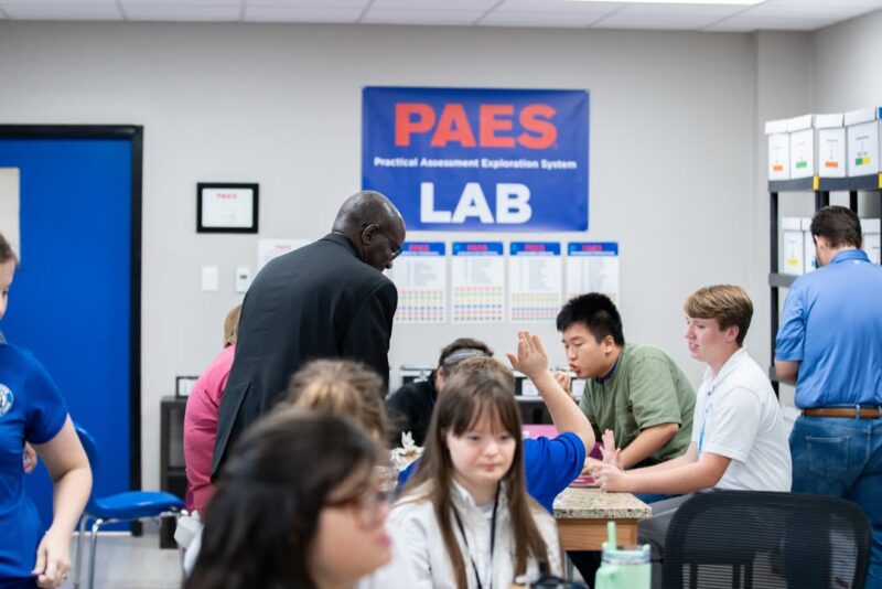 fb-695846880481318_832748312720599