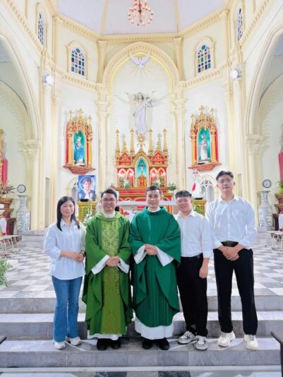 fb-732768673513037_1162382452685304