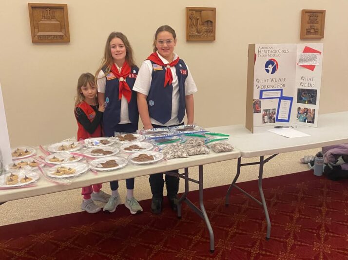 fb-421263834587148_1341135698056396