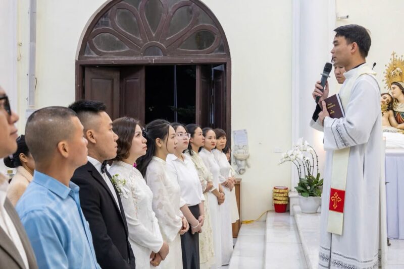 fb-104570015177619_871029198766161