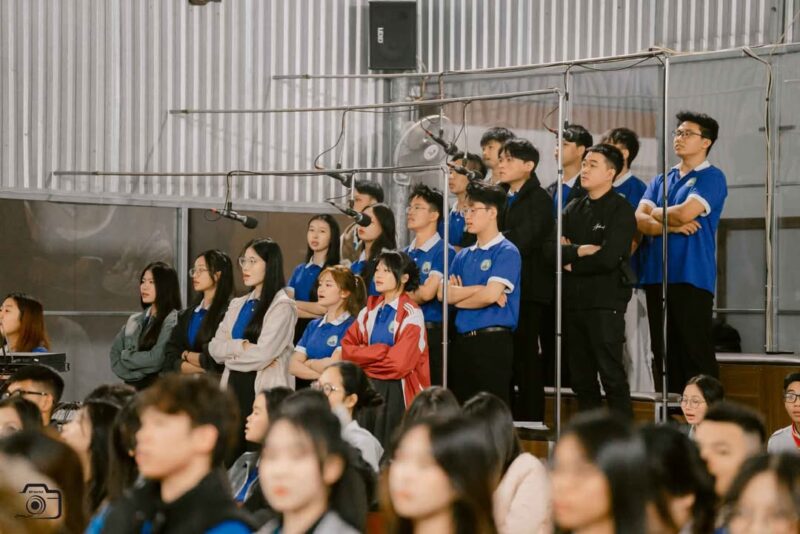 fb-104570015177619_870969228772158