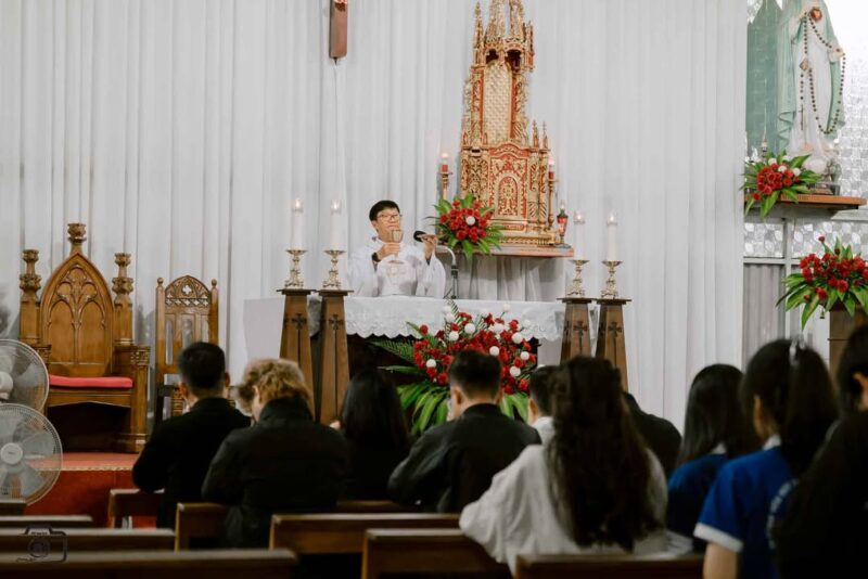 fb-104570015177619_870969228772158