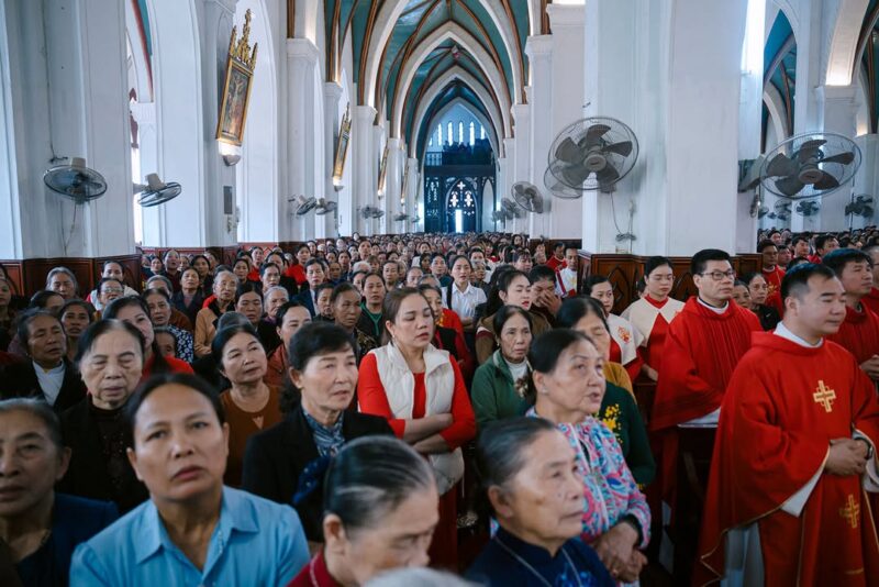 fb-732768673513037_1162595409330675