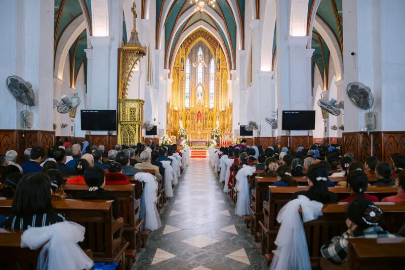 fb-732768673513037_1162595409330675