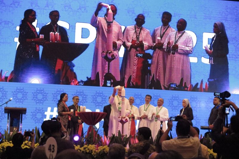 fb-285328895298373_856002480502002