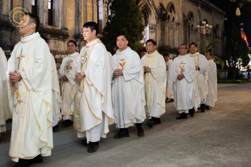 fb-732768673513037_1163502479239968