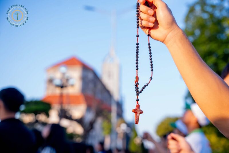 fb-732768673513037_1163444232579126