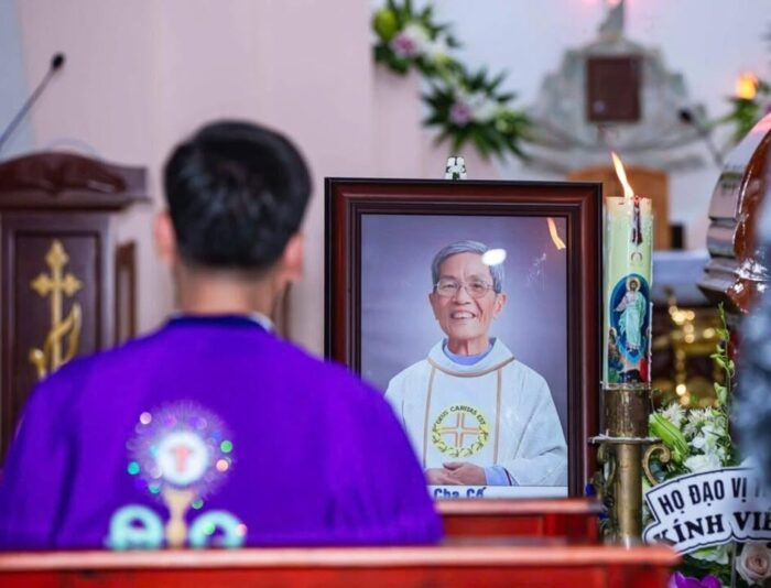 fb-104570015177619_871636212038793