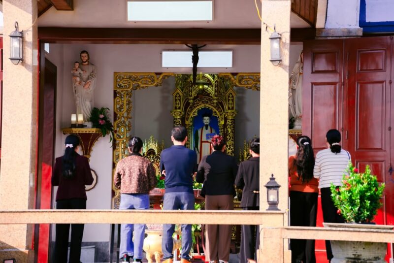 fb-285328895298373_856065860495664