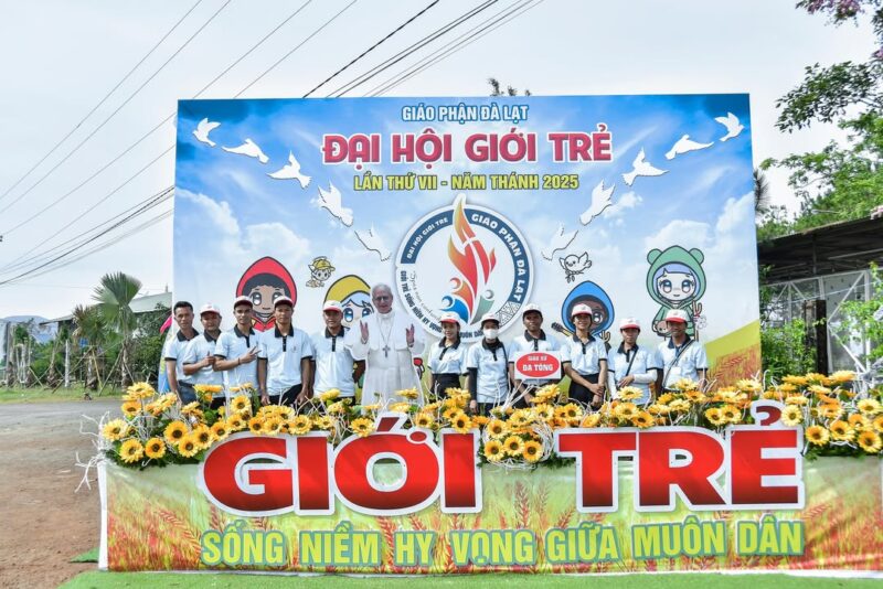 fb-161015470626458_1262190019278403