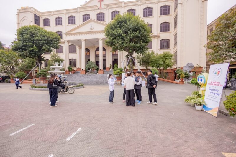 fb-104570015177619_872905821911832