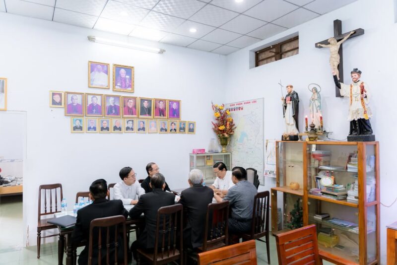 fb-585442494803518_1265751065589440