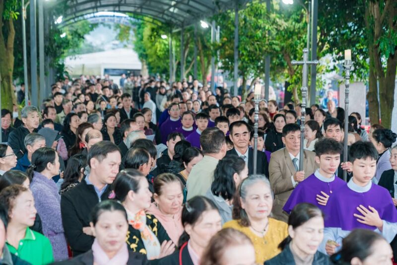 fb-161015470626458_1262934302537308