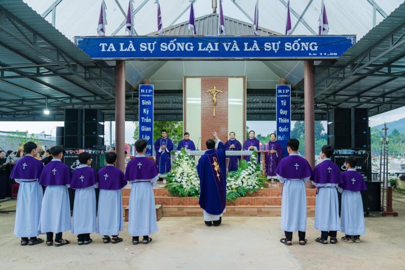 fb-161015470626458_1262934302537308