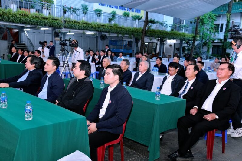 fb-146605498858522_1248193857355166