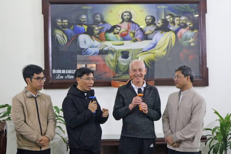 fb-285328895298373_857097980392452