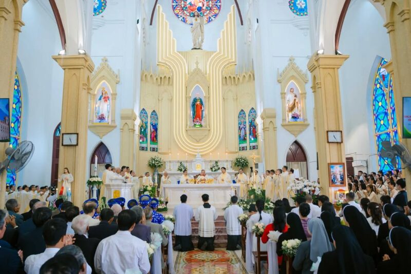 fb-1578851229095483_1258053633032542