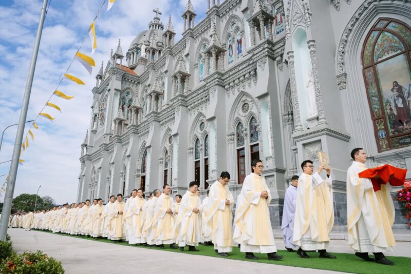 fb-1578851229095483_1258053633032542