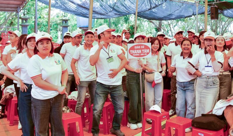 fb-161015470626458_1262839065880165