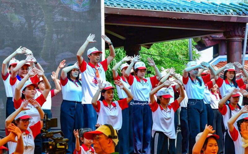 fb-161015470626458_1262839065880165