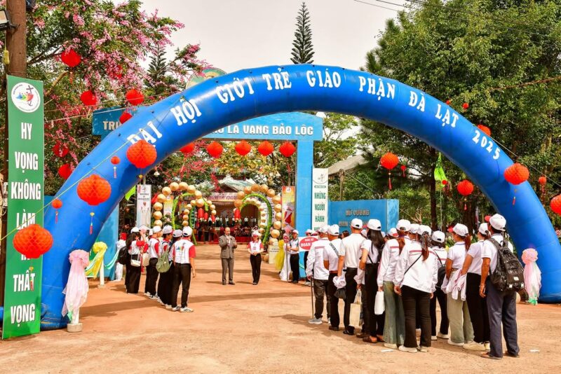 fb-161015470626458_1262600582570680