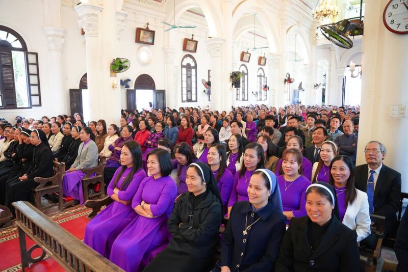 fb-1578851229095483_1258745786296660