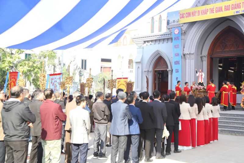 fb-1578851229095483_1258598059644766