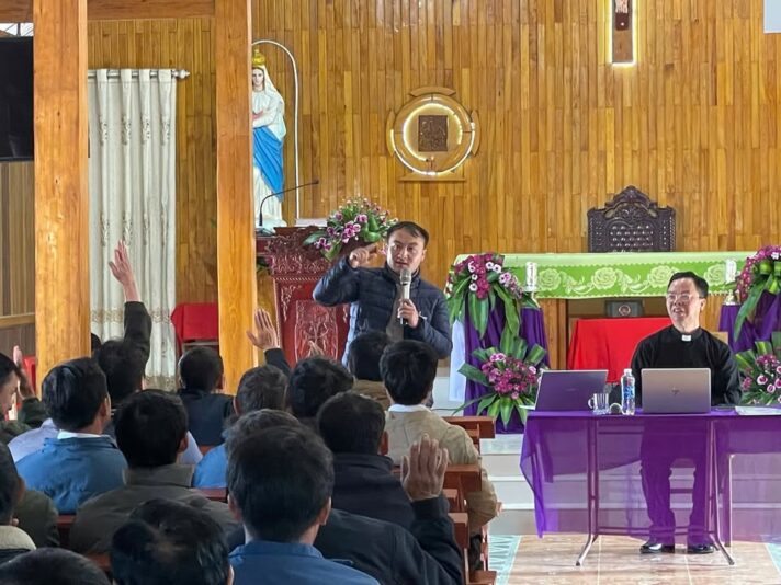 fb-426093730830355_1285716423590690