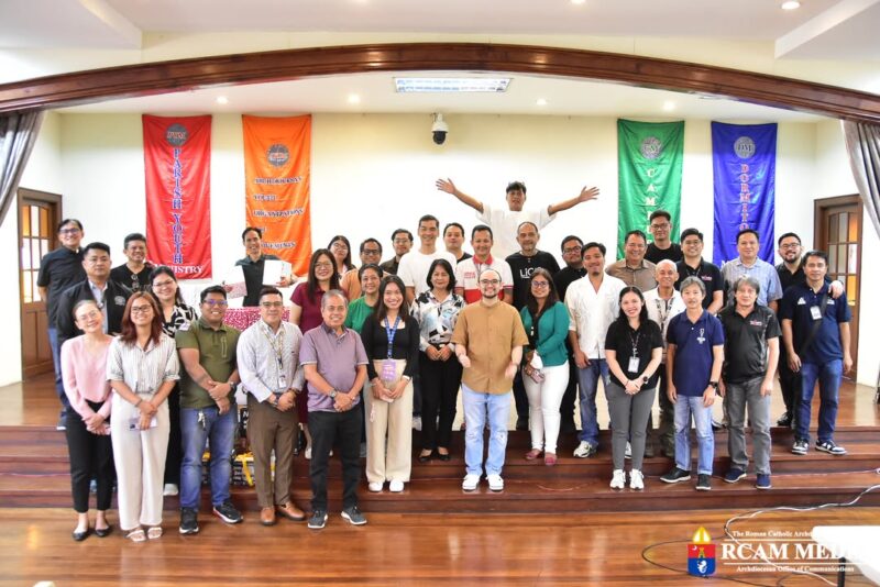 fb-104845338955723_860651873379739