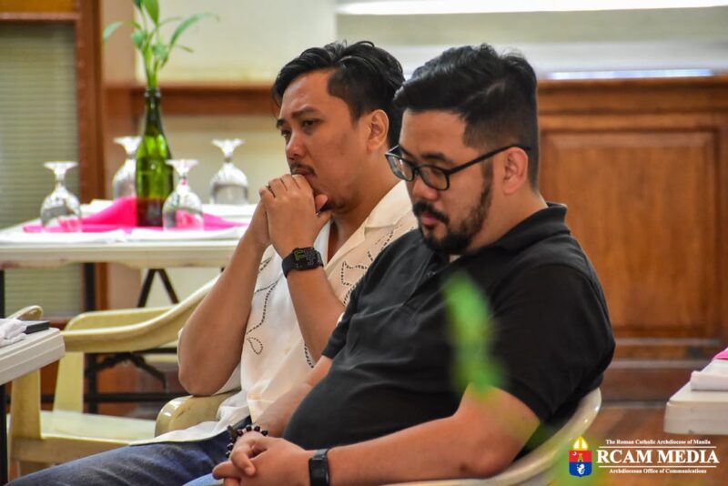 fb-104845338955723_860651873379739