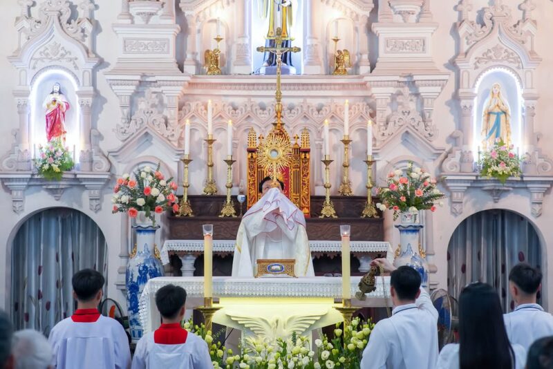 fb-1578851229095483_1261035612734344