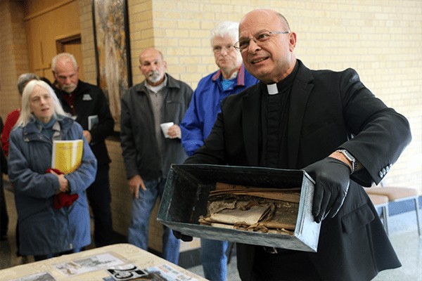 fb-355703527834405_1319258646911604