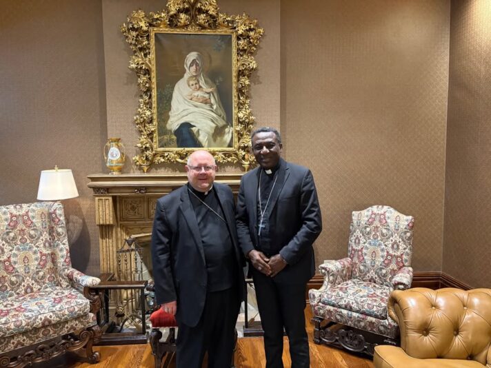 fb-198802963478511_1266619348828143