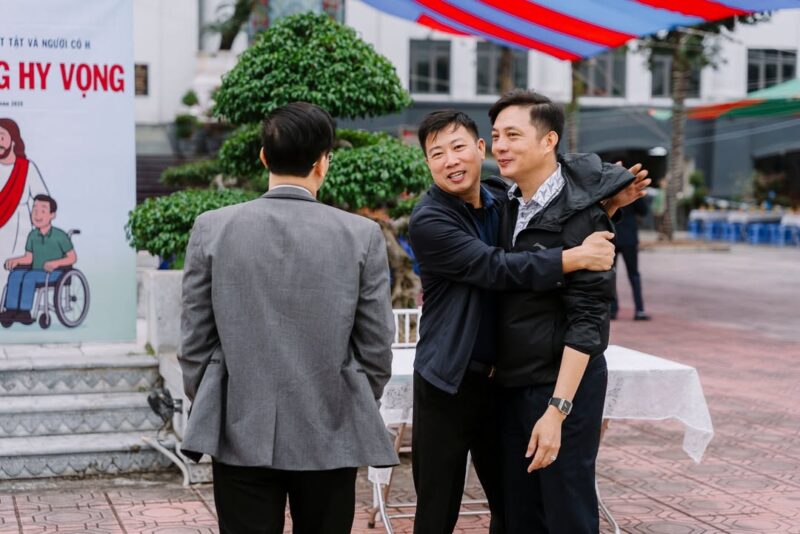 fb-104570015177619_876269171575497