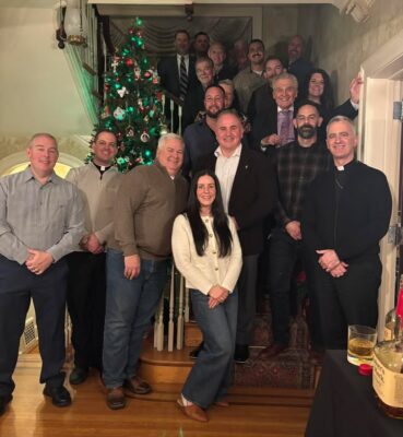 fb-1094082193990443_1311516784351455