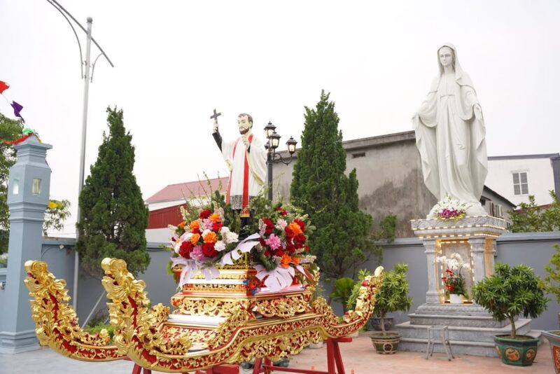 fb-104570015177619_878338968035184