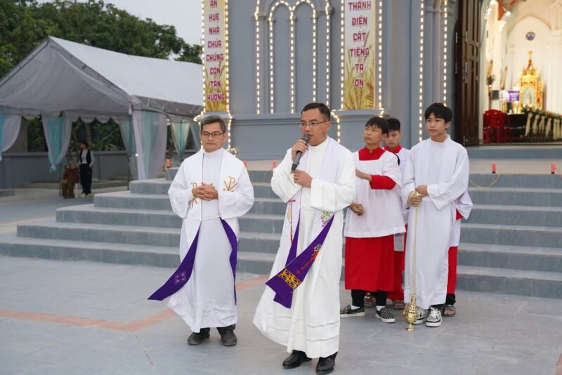 fb-104570015177619_878338968035184