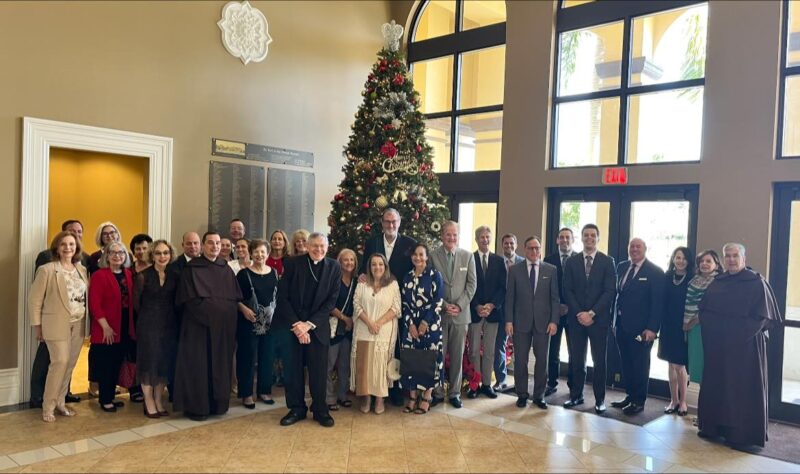 fb-325330457584074_1284355843735243