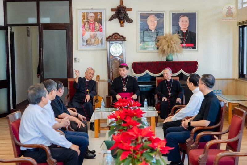 fb-356526171666570_1153738746748651