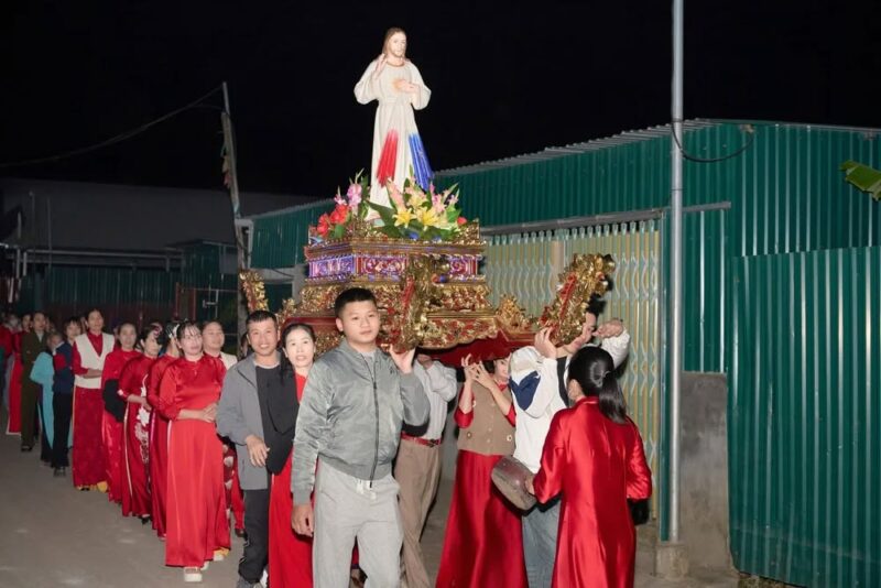 fb-732768673513037_1169635558626660